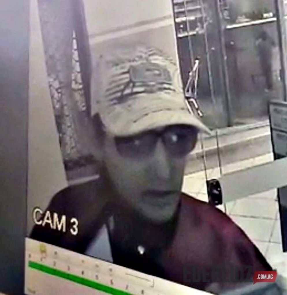 Homem que assaltou posto bancário no Centro é preso com arma de brinquedo usada no crime