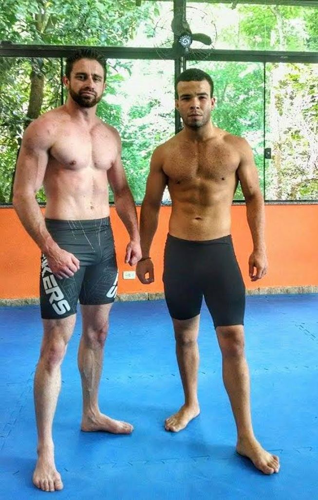 Atletas representam Joaçaba em evento de MMA em Caçador
