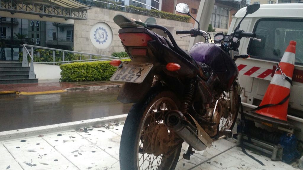 Indiozinho é preso com moto furtada após fugir de abordagem da Polícia Militar