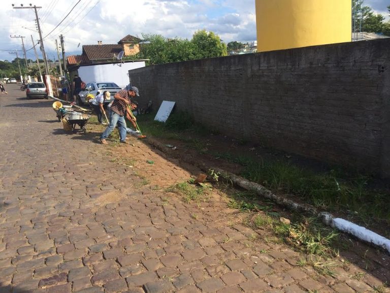 Bairro São Jorge realizou mais um Mutirão de Limpeza