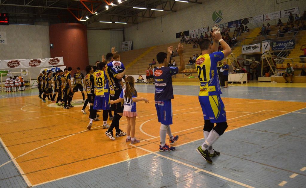 Joaçaba Futsal vence amistoso na estreia de OitoMeia