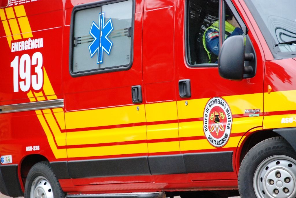 Homem morre após acidente com serra