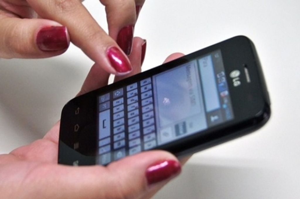 Mulher cai no golpe do celular e ainda gera prejuízo para loja em Videira