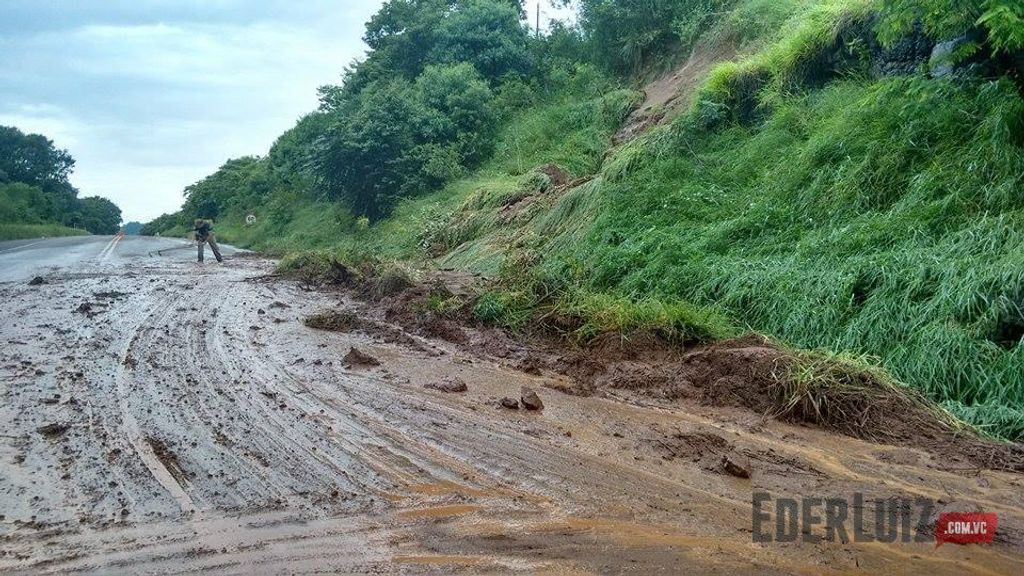 Chuva provoca quedas de barreiras na BR 282 em Joaçaba e Herval D’ Oeste
