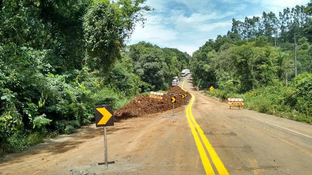 Trânsito na SC-150 que liga Joaçaba a Lacerdópolis está liberado em meia pista