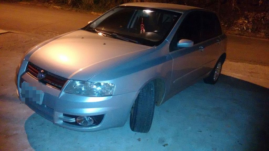 Polícia flagra adolescente de 15 anos dirigindo veículo