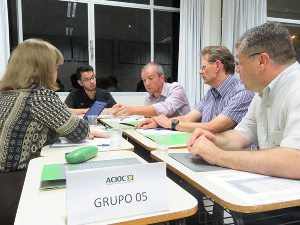 Diretoria da ACIOC define Plano de Gestão em reunião com todos os diretores