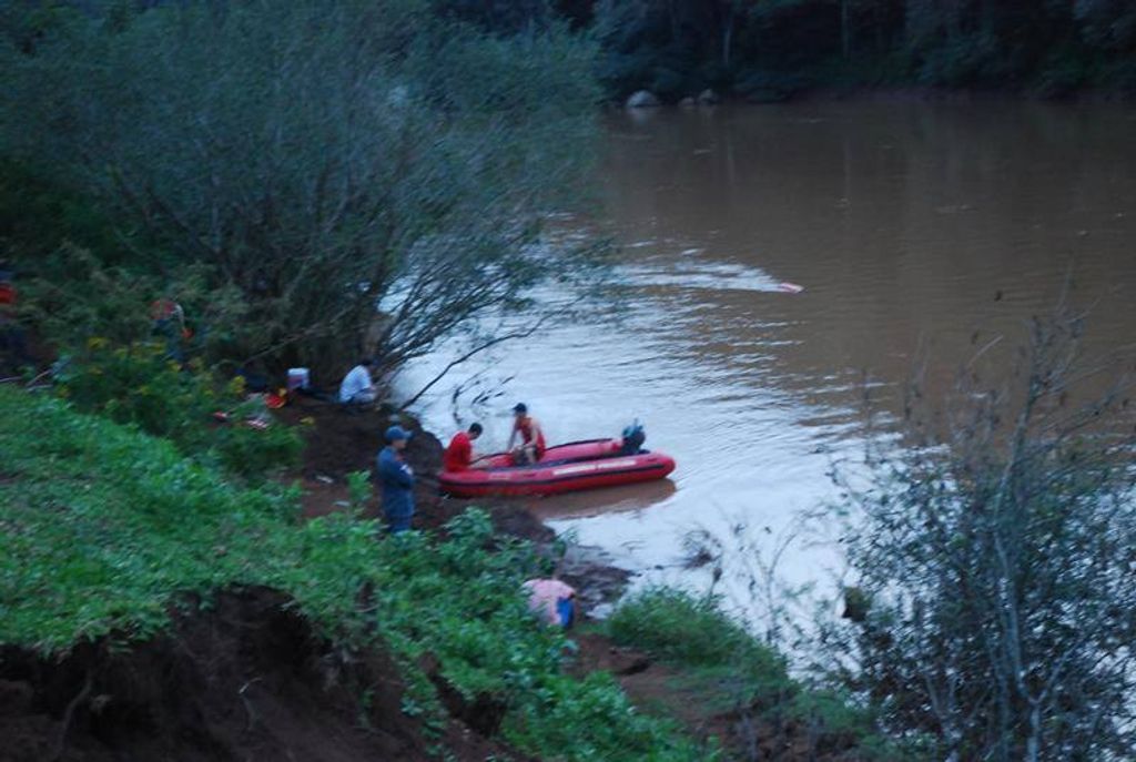 Jovem de 18 anos morre afogado no Rio do Peixe em Piratuba