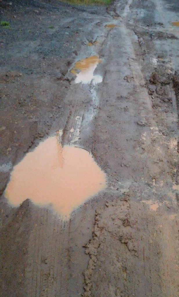 Rua do Jardim Itália em situação precária