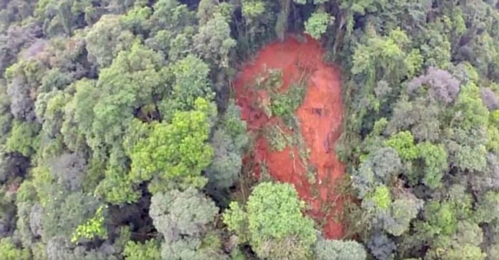 Laudo geológico aponta riscos na área atingida por deslizamento no Santa Tereza