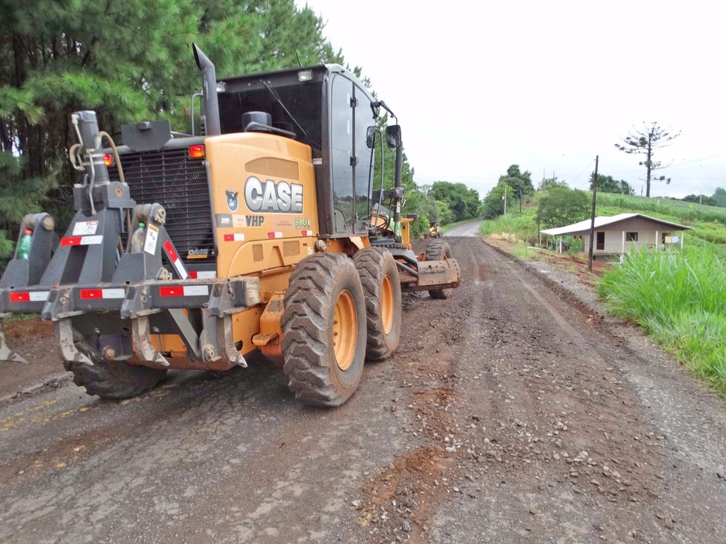 Máquinas da Prefeitura de Piratuba iniciam o trabalho na SC-135
