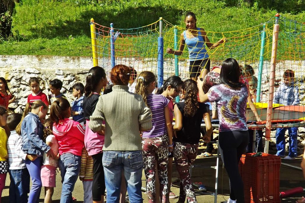Casa da Amizada Roselaine Matevi promove Rua do Lazer neste sábado (19)