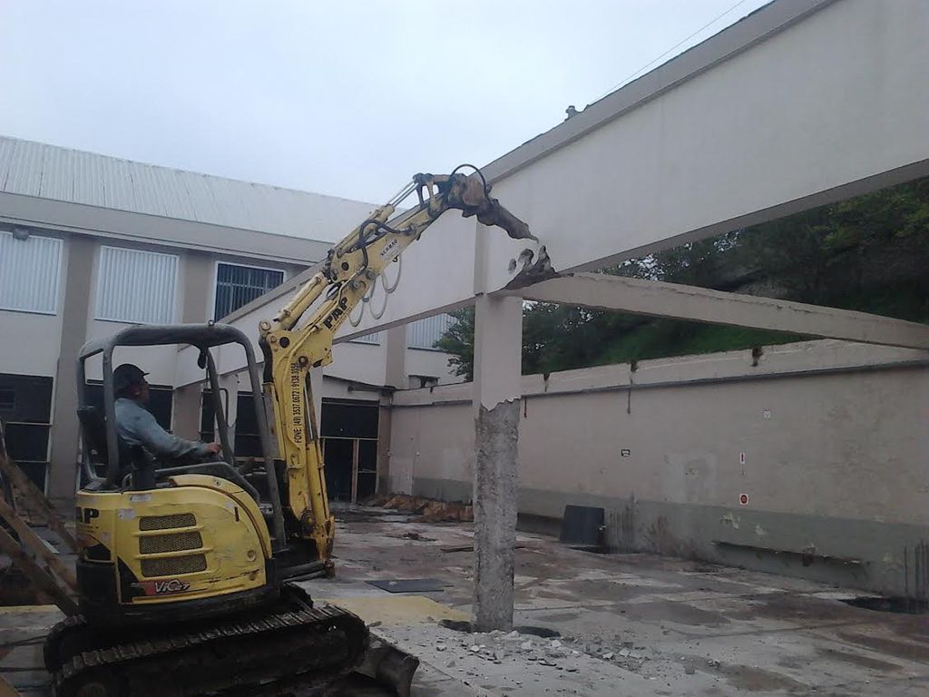 Construtora Andrade entregou obra para o Colégio Frei Rogério