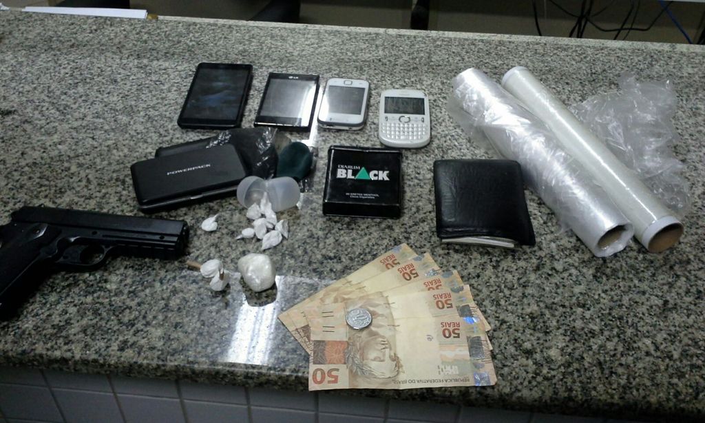 Polícia prende homem por tráfico de drogas e apreende cocaína em Herval d´Oeste