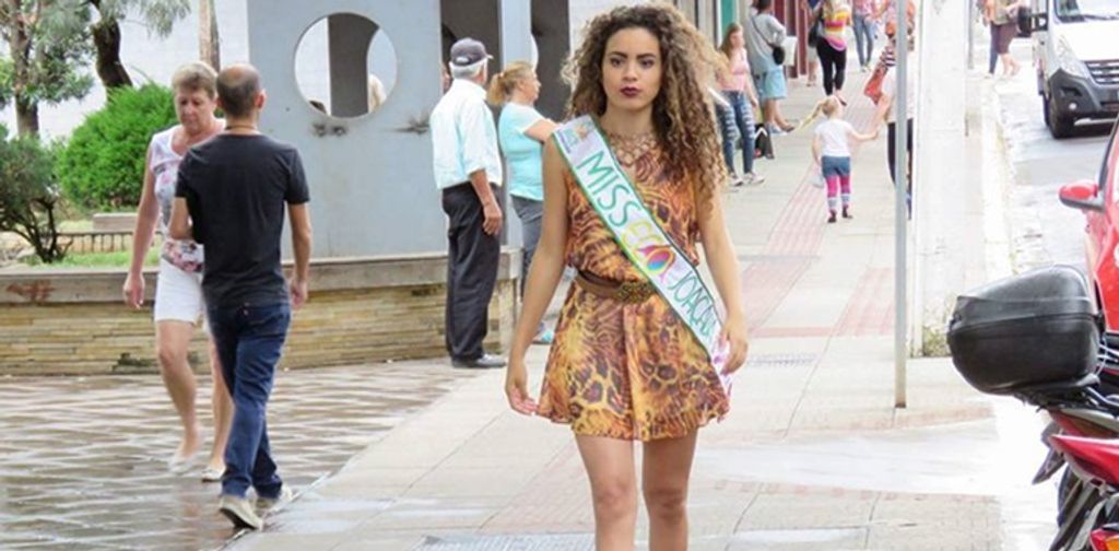 Jovem que pediu ajuda para participar de concurso vence e é a Nova Miss Eco Santa Catarina