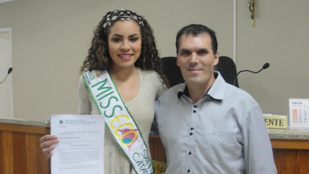Miss Eco Santa Catarina 2016 recebe Moção de Aplauso do Legislativo hervalense