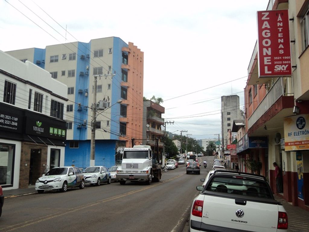 Assinada a ordem de serviço para implantação da terceira pista no centro de Joaçaba