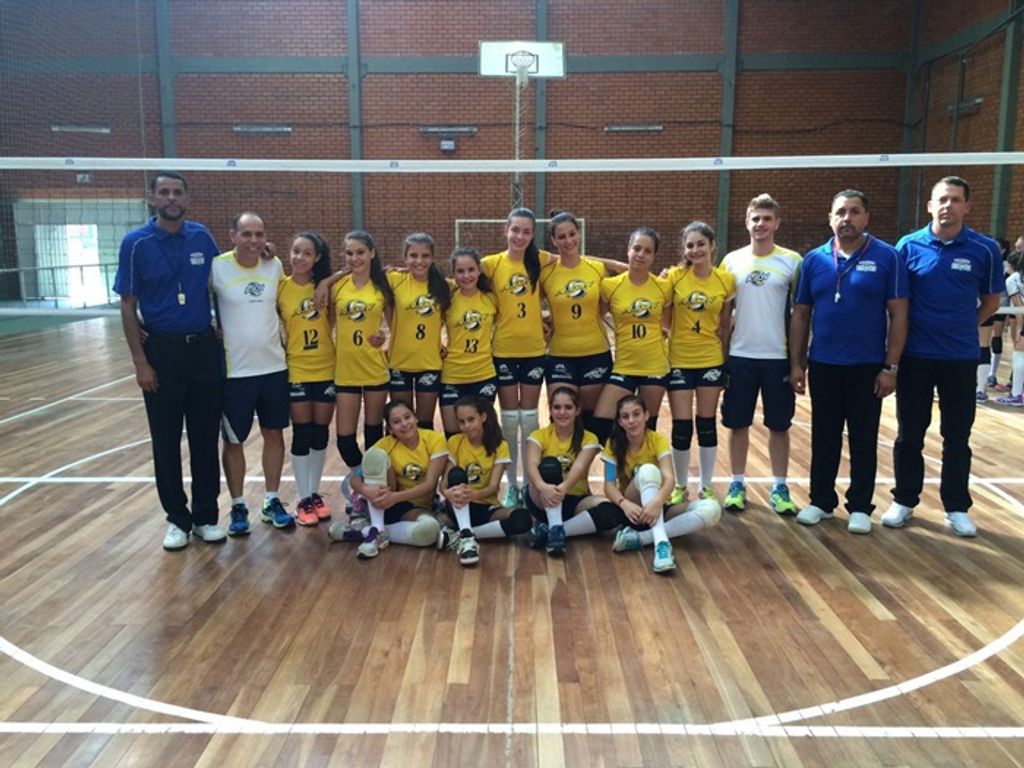 Equipe pré-mirim da AJOV é campeã invicta da 1ª Etapa da Liga Serrana