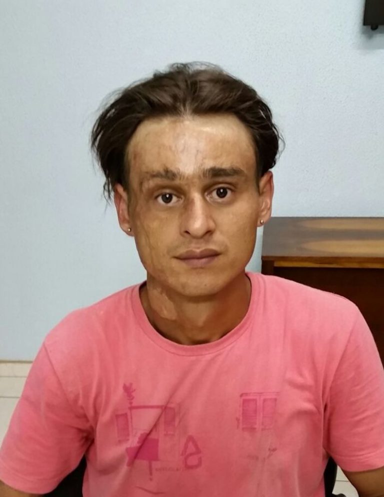 Homem é preso após matar outro com uma facada no pescoço