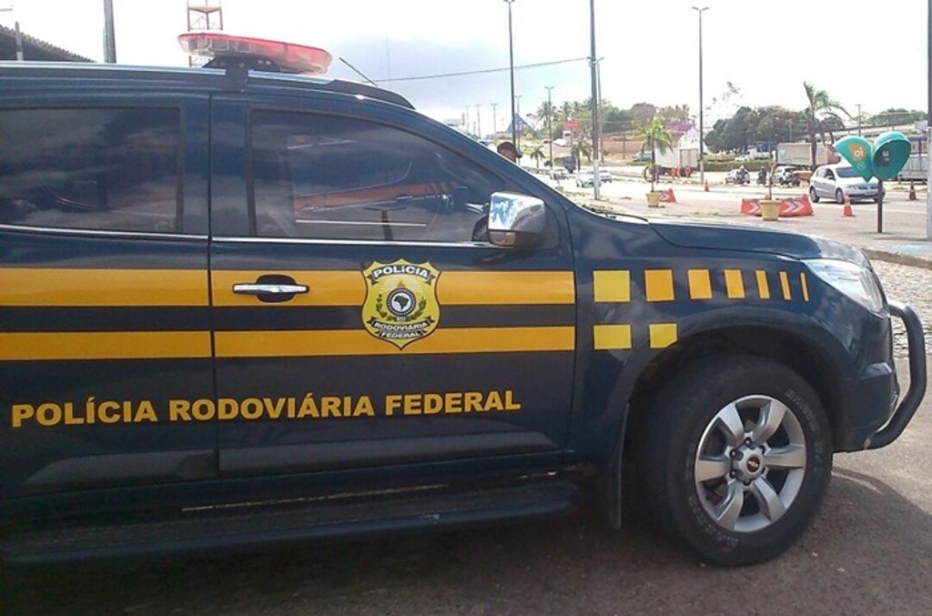 PRF realiza operação com foco na fiscalização de embriaguez ao volante