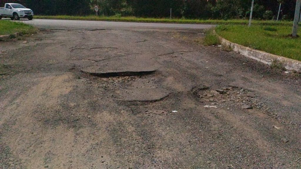 Vereador pede melhorias para via próxima à BR 282