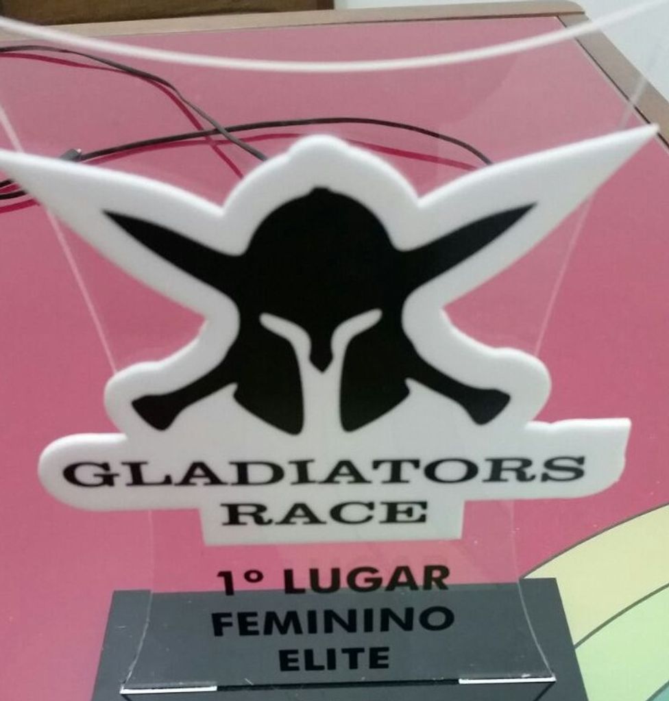 Joaçabenses conquistam 1º e 5º lugar geral em desafio de corrida com obstáculos