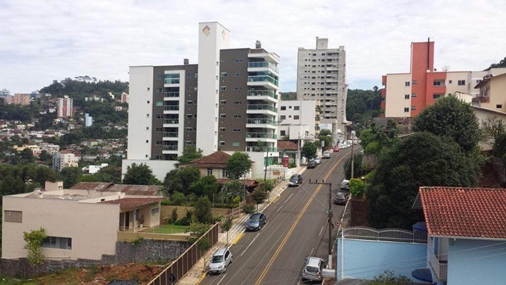 Vereador pretende idealizar campanha contra perturbação de sossego na rua Getúlio Vargas