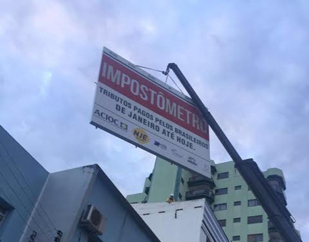 Impostômetro de Joaçaba foi retirado para manutenção