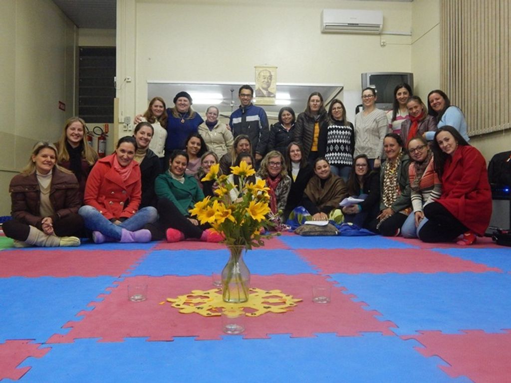 Colégio Santíssima Trindade realiza encontro de professores para troca de experiências