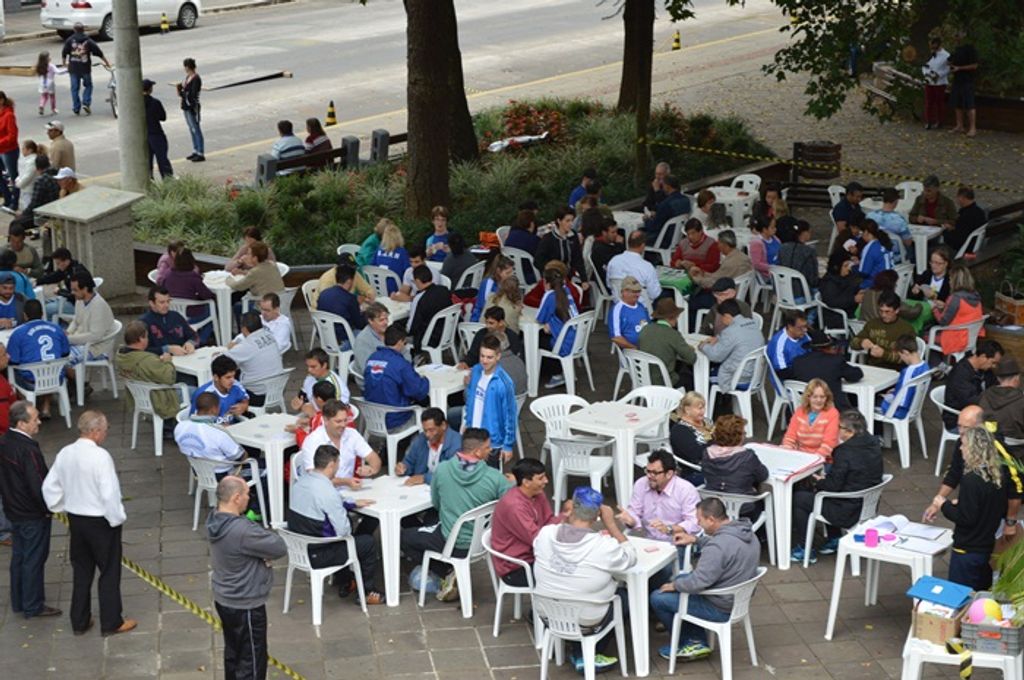 Família na Praça e JICS agitaram o fim de semana