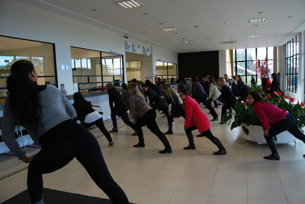 Acadêmicos, professores e funcionários da Unoesc participam do Dia do Desafio