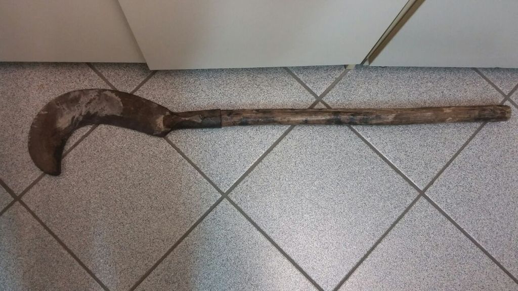 Adolescente de 13 anos fere homem com golpe de foice em Herval