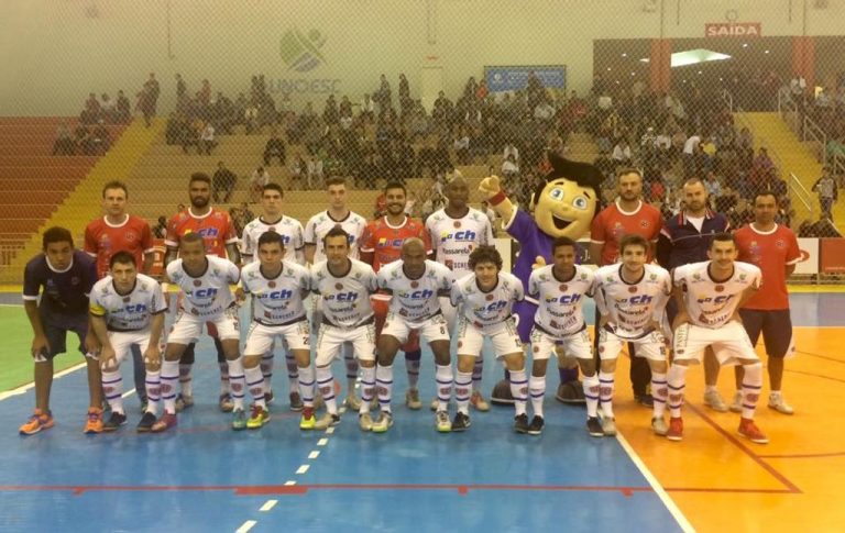 Joaçaba Futsal aplica goleada e vence em casa
