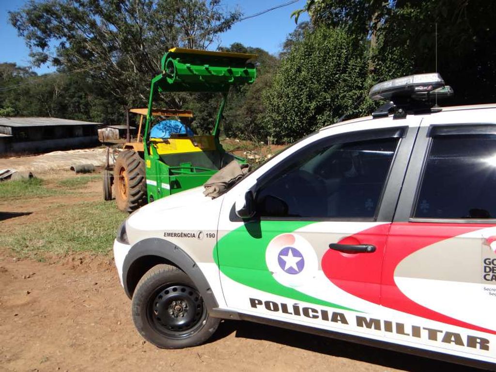 Agricultor que acompanhava conserto de máquina agrícola tem a cabeça esmagada e morre