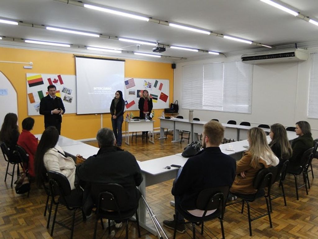 Unoesc prepara estudantes que realizarão intercâmbio no segundo semestre do ano