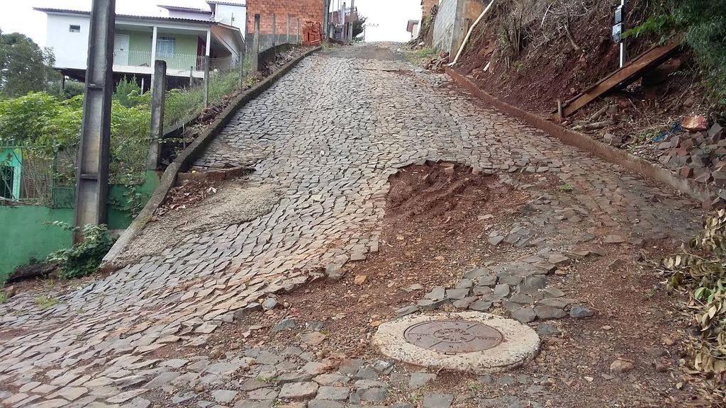 Vereador Patrick Giusti pede em caráter de urgência melhorias em ruas do Bairro Jardim José Rupp