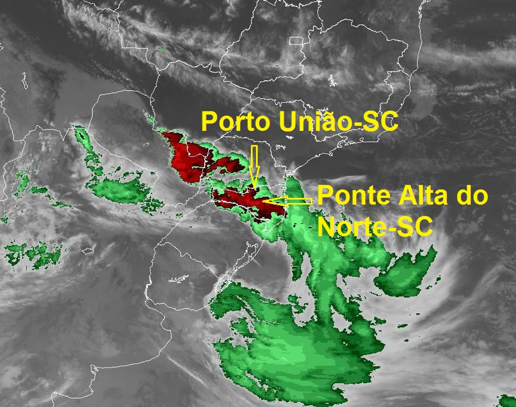 Em Joaçaba, foto de possível supercélula impressiona internautas