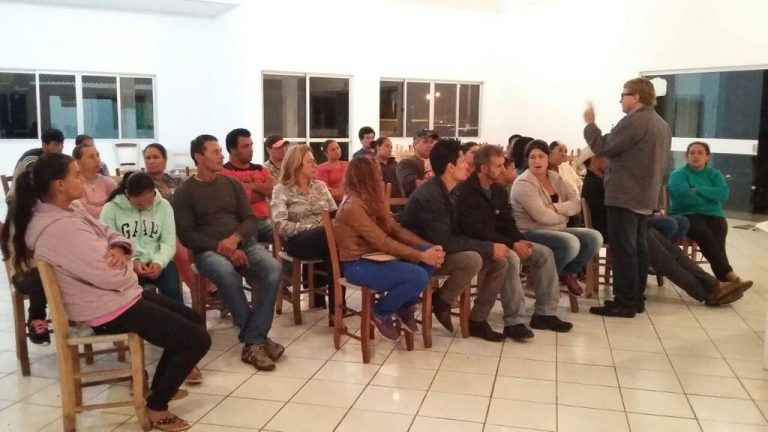 Plano de Regularização Fundiária Lar Legal é realizado em Catanduvas