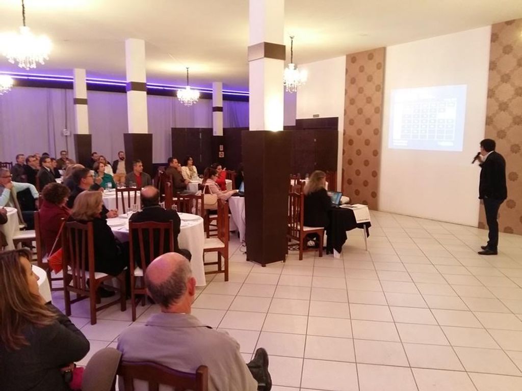Associados da CDL/Joaçaba aprovam horário de Natal e Dias D para 2017