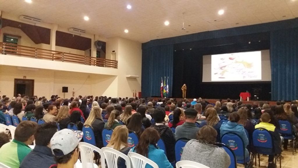 “Responsabilidades da Educação” é tema de palestra em Piratuba