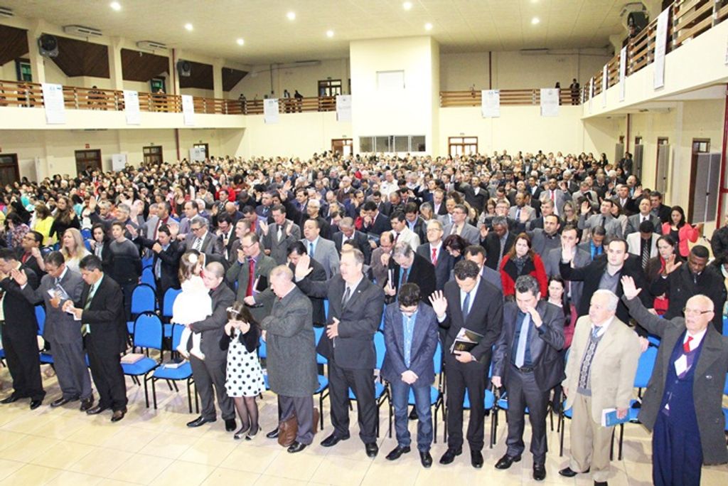 Evento religioso reúne cerca de duas mil pessoas em Piratuba