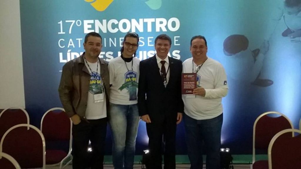 CDL de Herval é destaque em evento estadual e recebe premiação