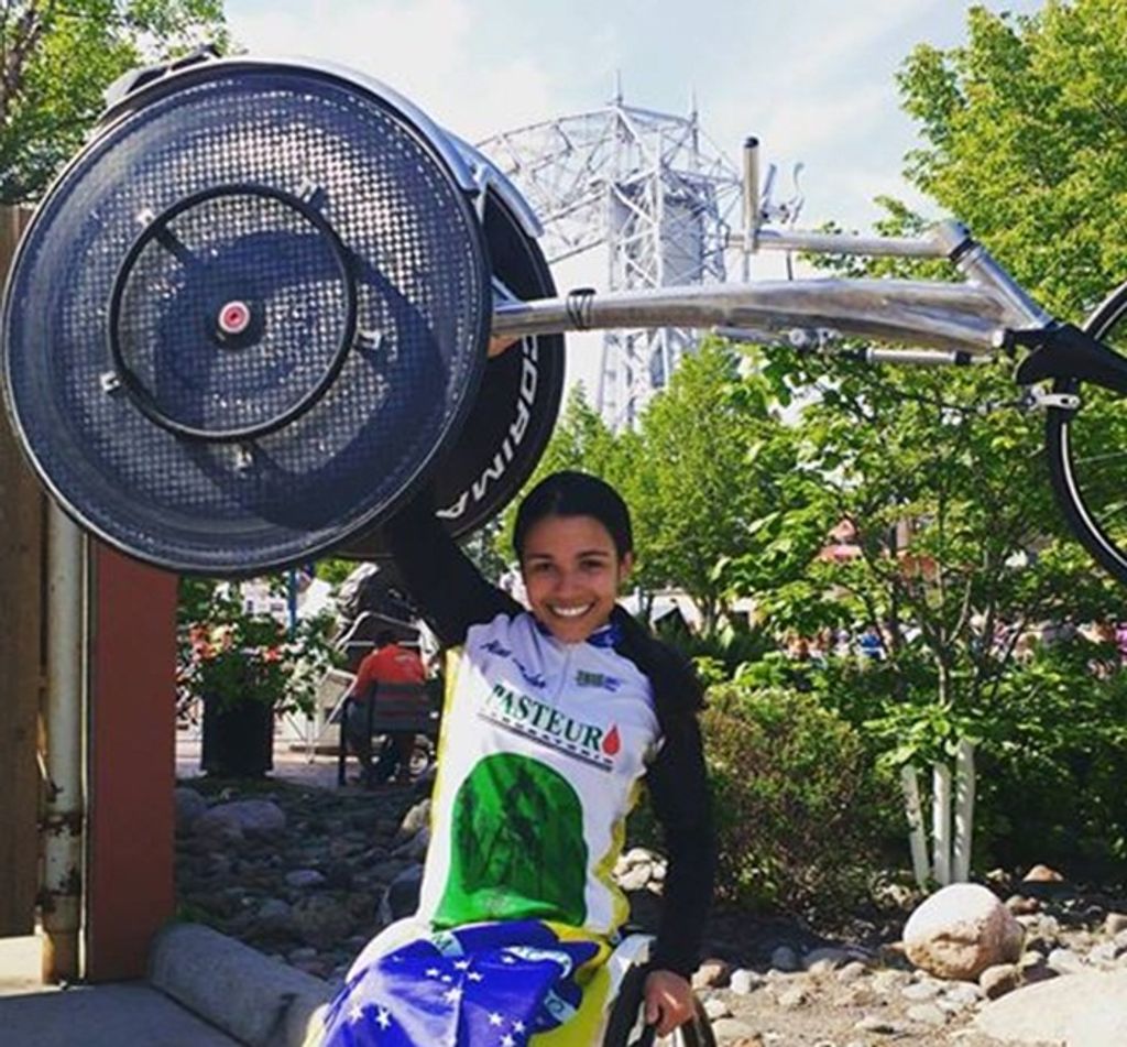 Aline Rocha vence prova nos EUA e está em 4º no ranking Mundial