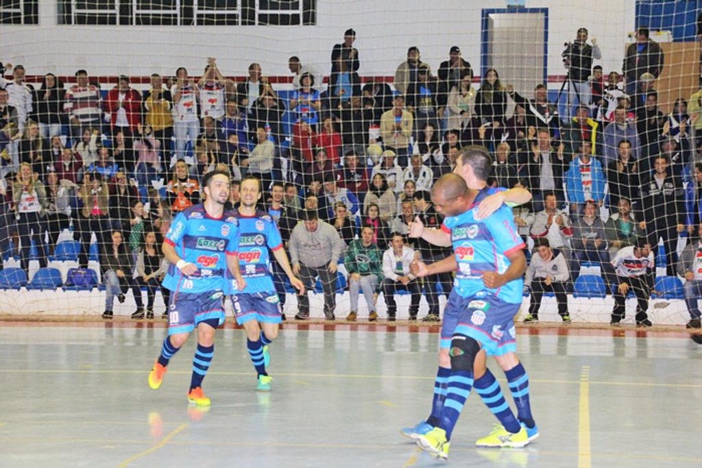 Em casa, AEP Termas de Piratuba vence o primeiro jogo da semifinal