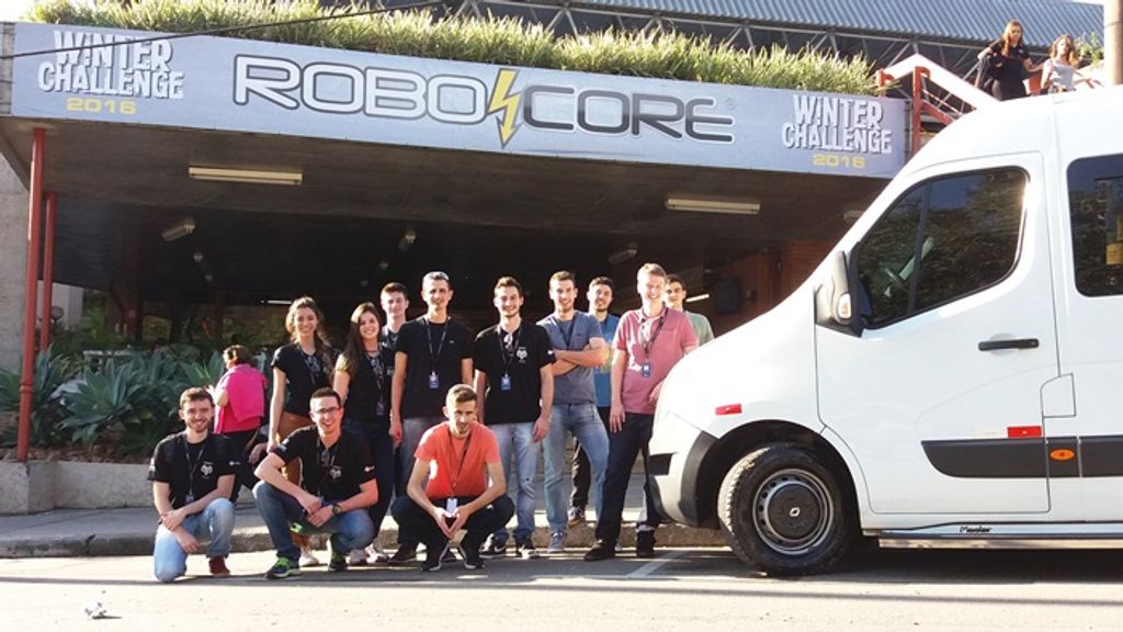 Estudantes e professores da Unoesc participam de campeonato internacional de robótica