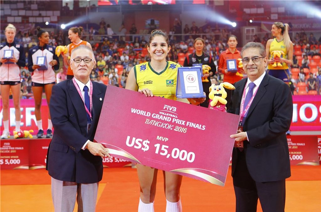Brasil conquista o Grand Prix pela 11ª vez e Natália é eleita a melhor jogadora da competição