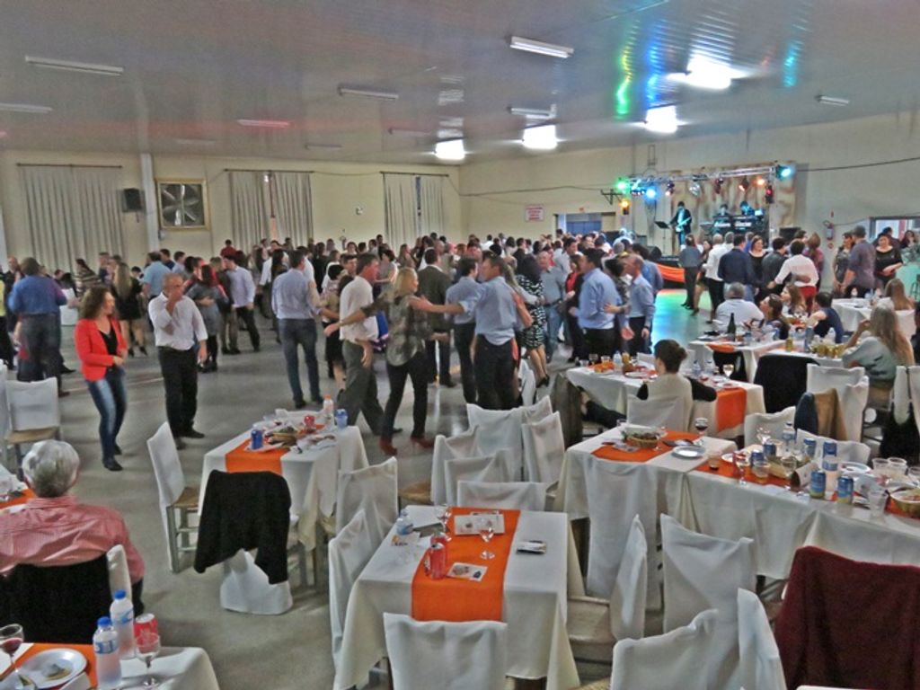 III Baile do Vinho acontece neste sábado em Herval d’Oeste