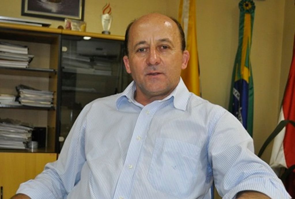 Prefeito Nelson Guindani se Manifesta sobre a rejeição de contas