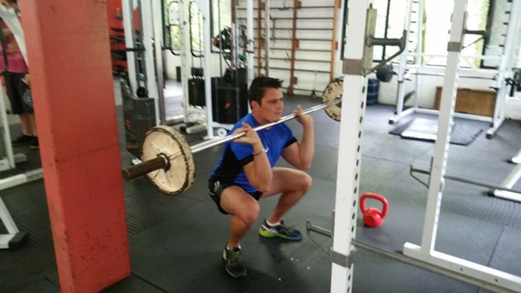 Personal Trainer de Joaçaba inova em treinamento com aplicação de métodos similares ao CrossFit