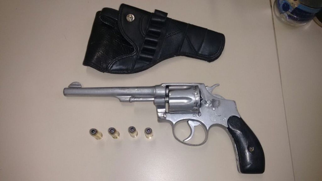 Mulher é detida portando revólver em Herval d’ Oeste